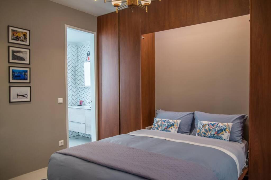 Stylish Decorated Apartment In Kolonaki Atena Exterior foto